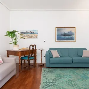https://colombina-home-venice-with-canal-view.hotelinveneto.com
