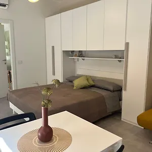 https://violetta-di-parma.emilia-romagnahotels.net